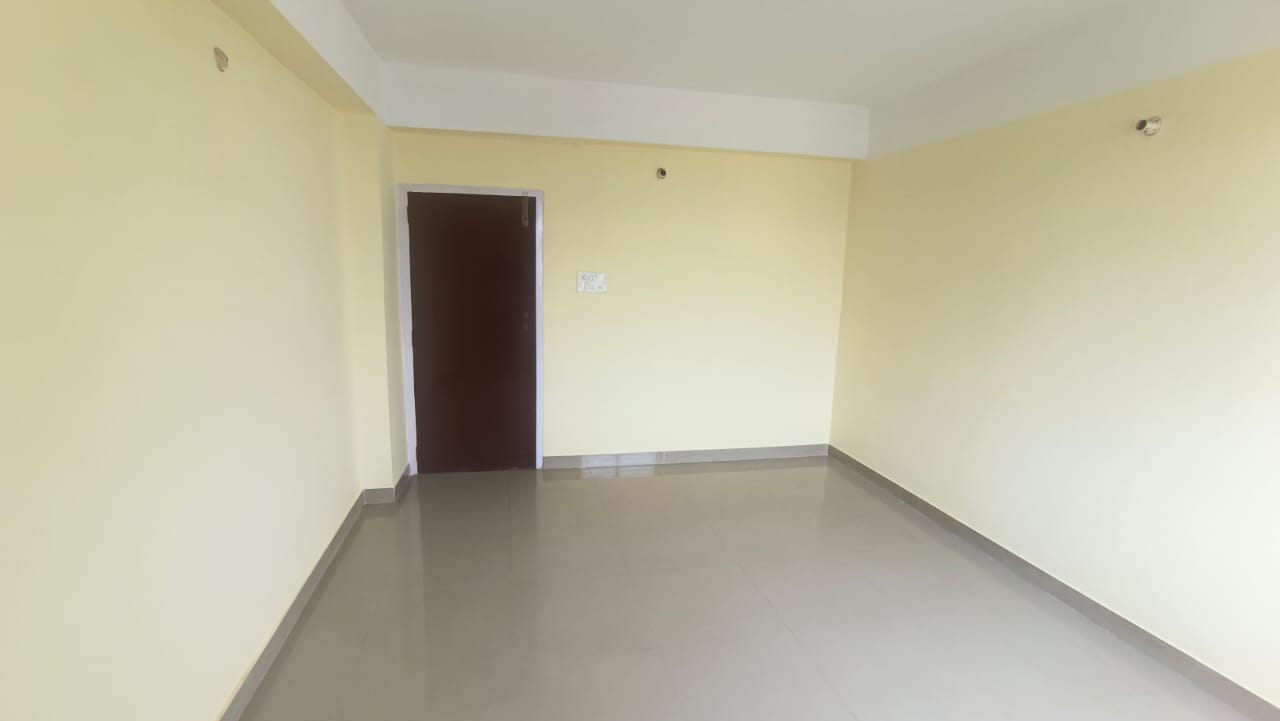 Semi Furnished 3bhk in Hengrabari, Guwahati, Assam, India for Rent